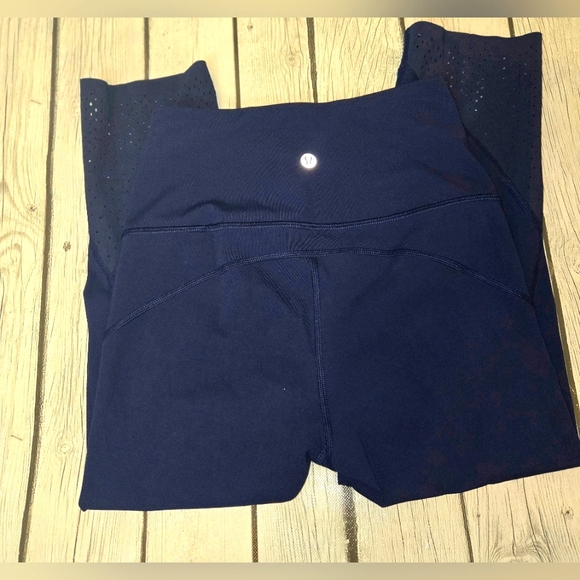 Lululemon Anew Crop Athletic Leggings Size 4 Hero Blue - Picture 11 of 13